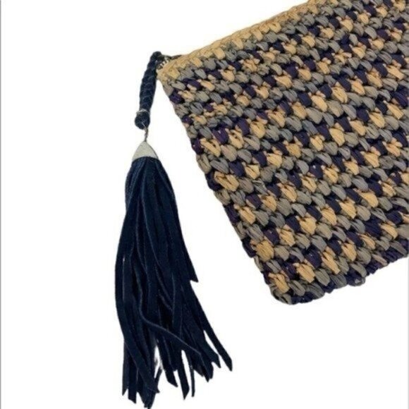 Flora Bella Seabreeze Clutch Bag Braided 100% Raffia Zippered w/ Tassle 13” X 7” - Picture 3 of 11